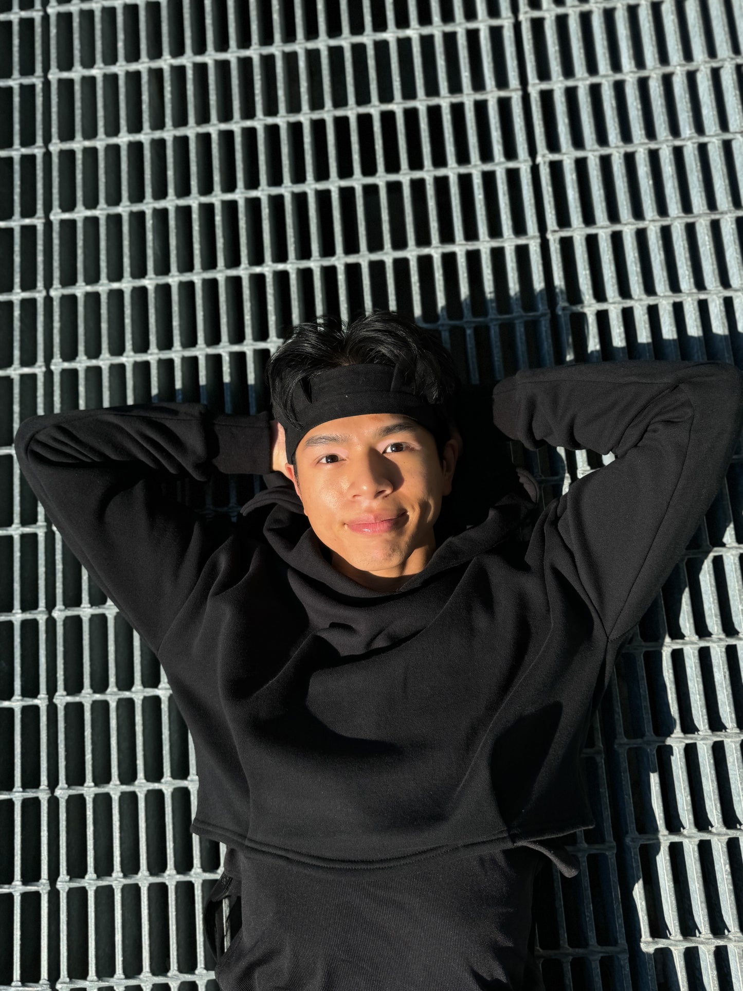 HD-Ayse Black Cropped Hoodie